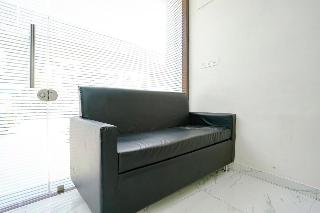فندق Fabexpress Bhau Residency - Nr Mumbai International Airport المظهر الخارجي الصورة