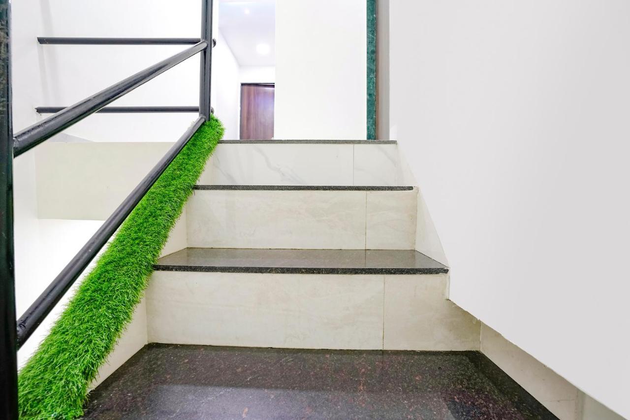فندق Fabexpress Bhau Residency - Nr Mumbai International Airport المظهر الخارجي الصورة
